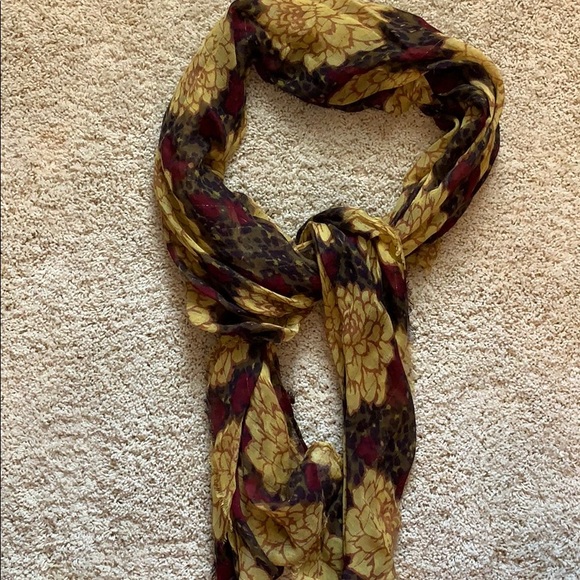LOFT SCARVES-BUNDLE! - Picture 6 of 12